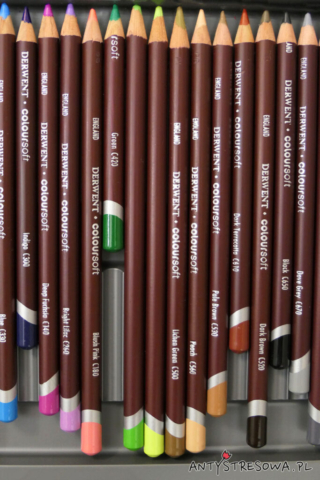 Kredki Derwent Coloursoft pękają